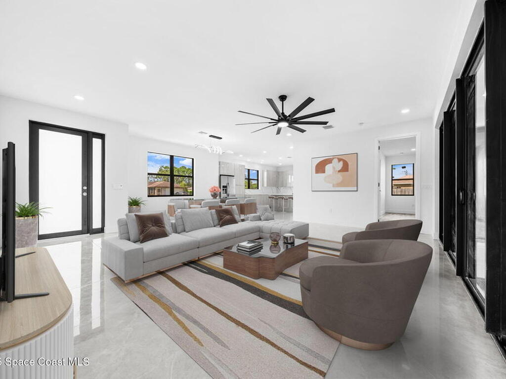 471 Americana Boulevard, Palm Bay, FL 32907