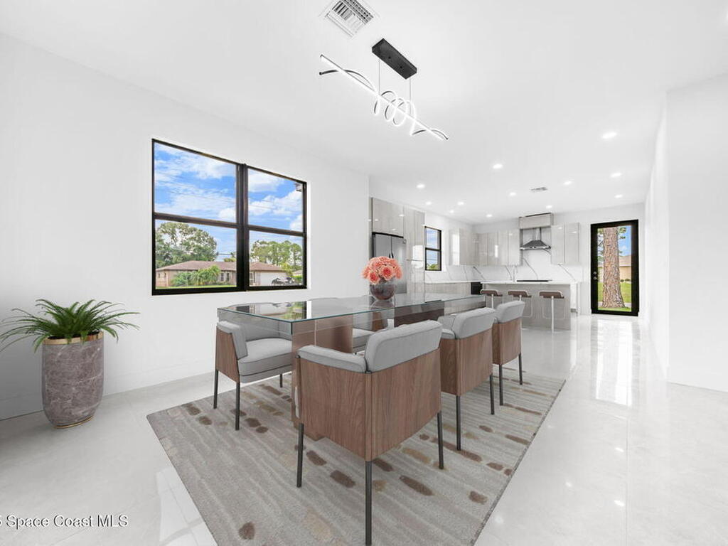 471 Americana Boulevard, Palm Bay, FL 32907