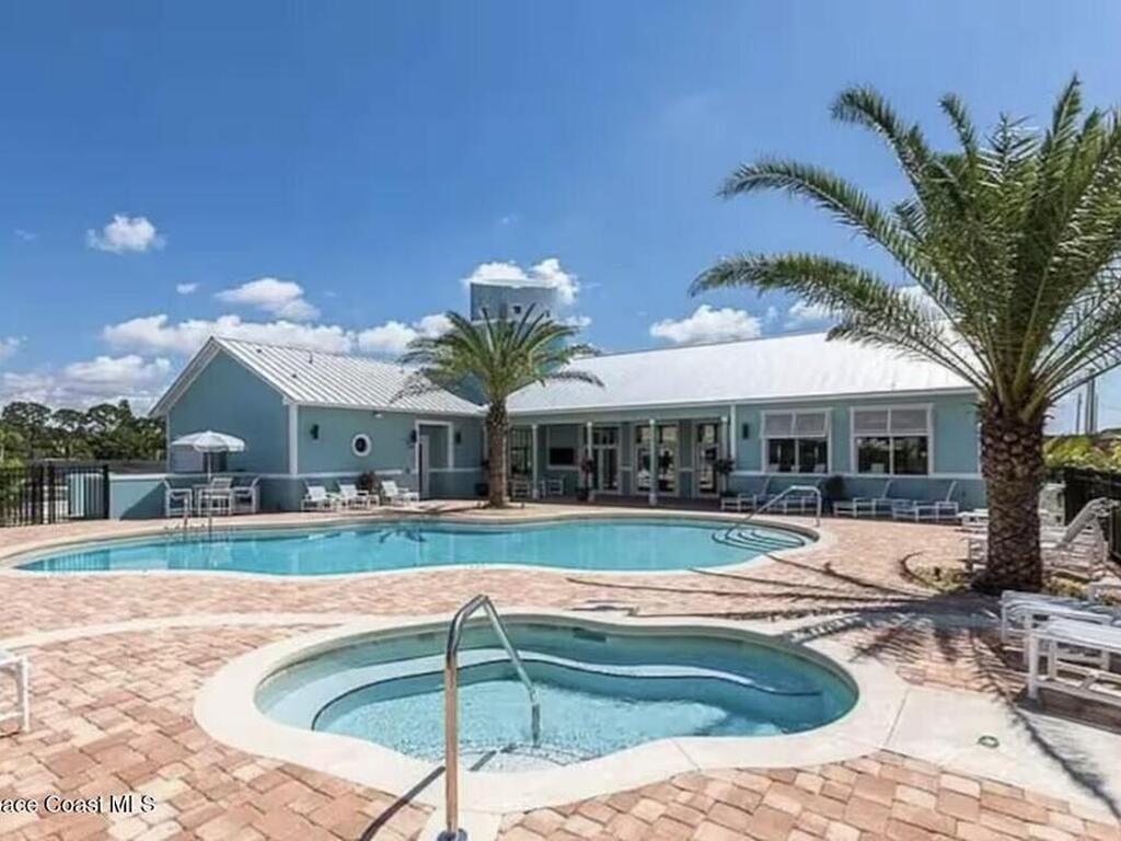 2720 Cutlass Point Lane, Merritt Island, FL 32953