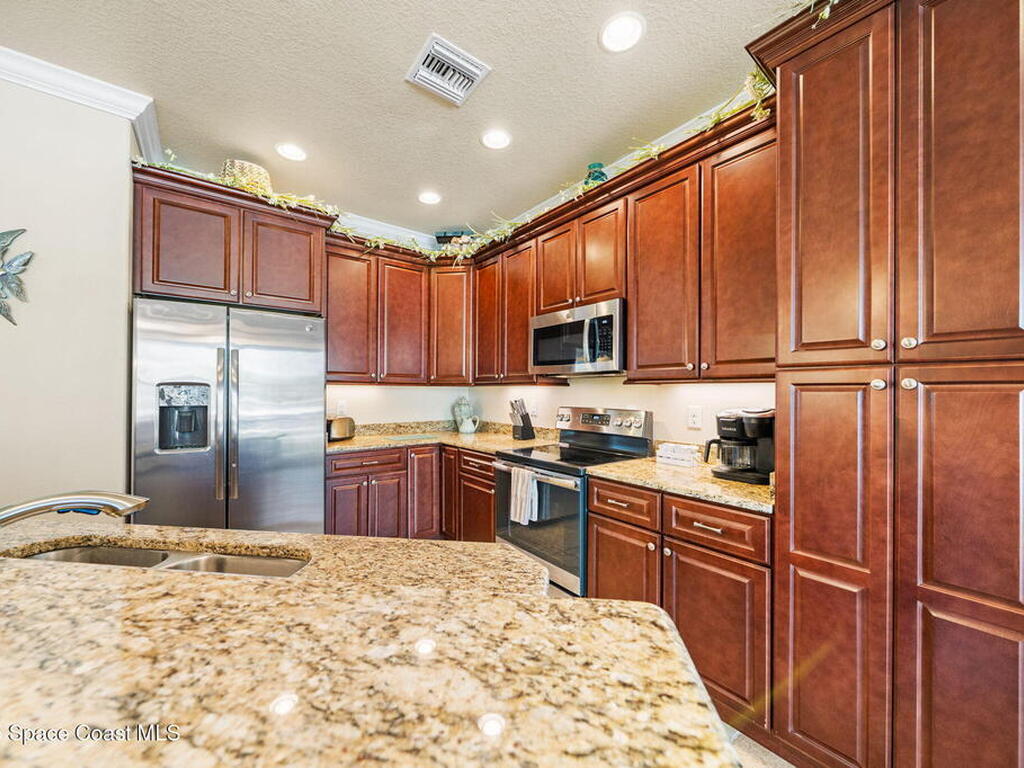 2720 Cutlass Point Lane, Merritt Island, FL 32953