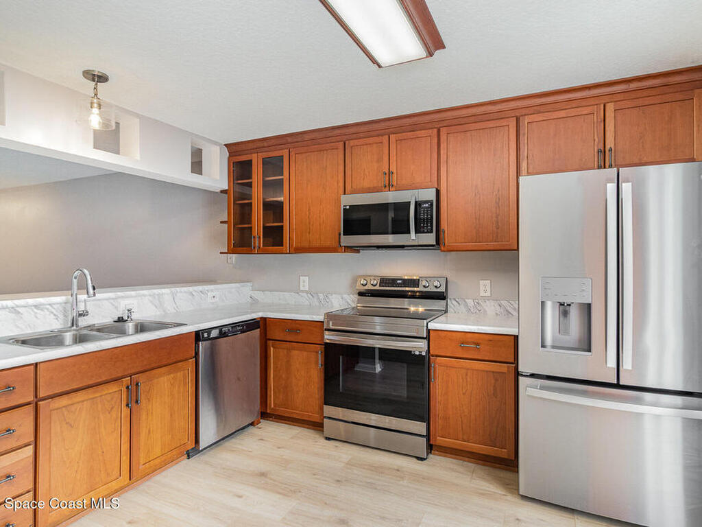 211 Cherie Down Lane, Cape Canaveral, FL 32920