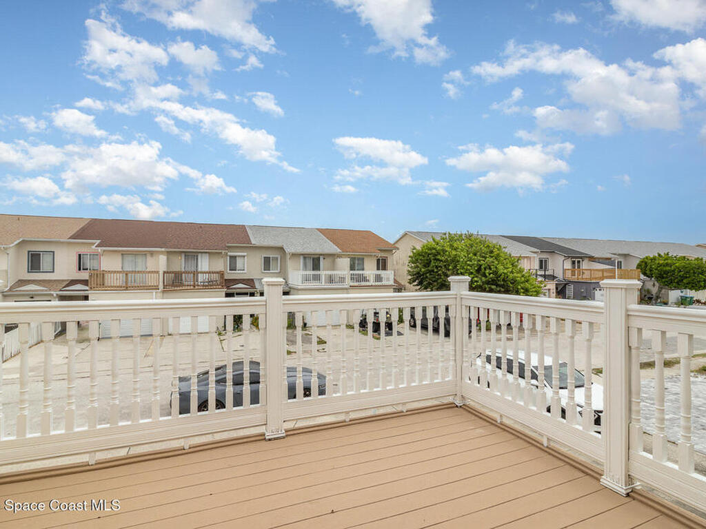 211 Cherie Down Lane, Cape Canaveral, FL 32920