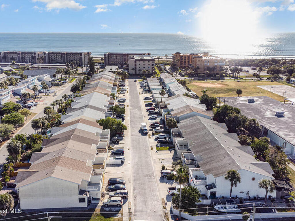 211 Cherie Down Lane, Cape Canaveral, FL 32920