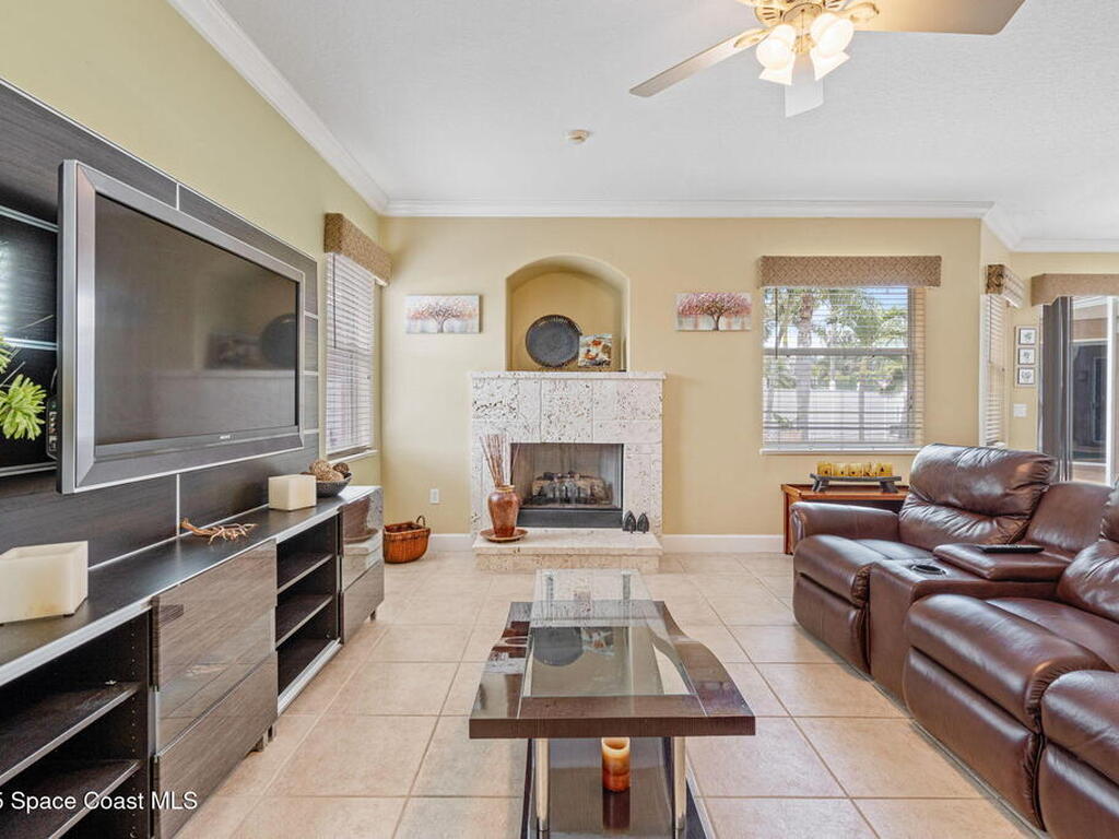 1835 Harbor Point Drive, Merritt Island, FL 32952