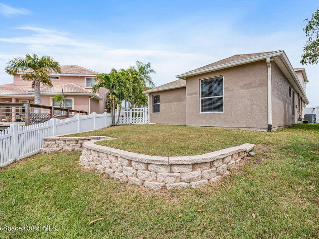 1835 Harbor Point Drive, Merritt Island, FL 32952