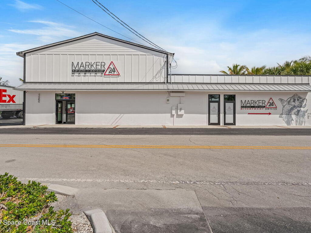 1835 Harbor Point Drive, Merritt Island, FL 32952