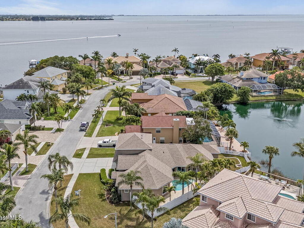 1835 Harbor Point Drive, Merritt Island, FL 32952