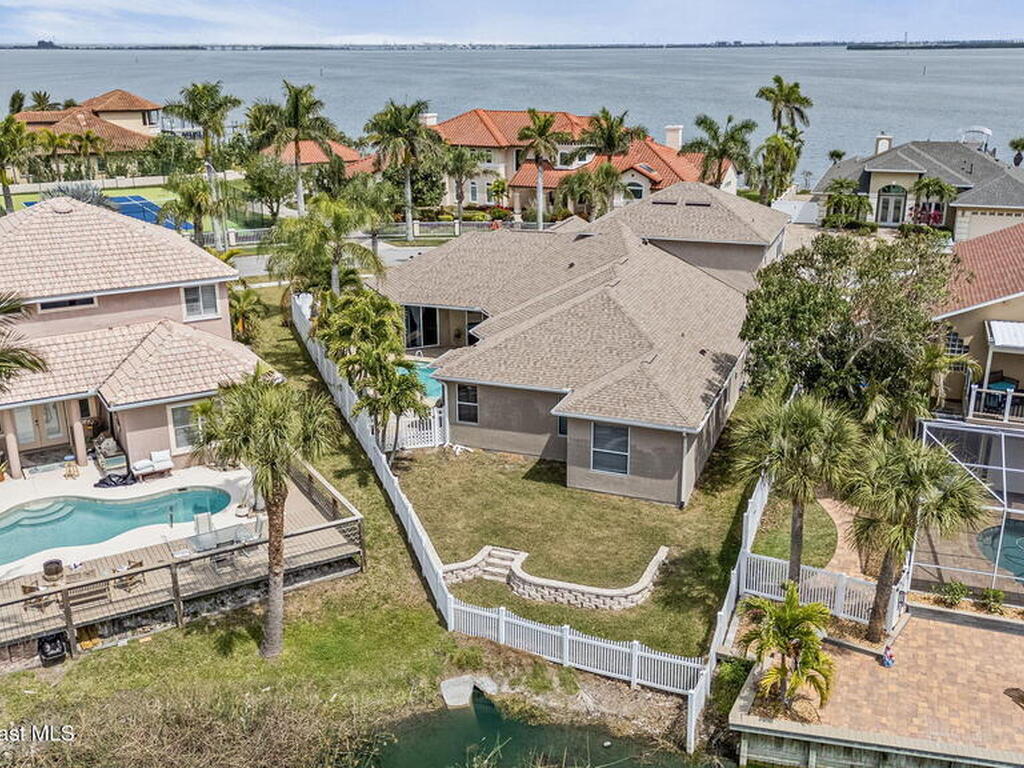 1835 Harbor Point Drive, Merritt Island, FL 32952