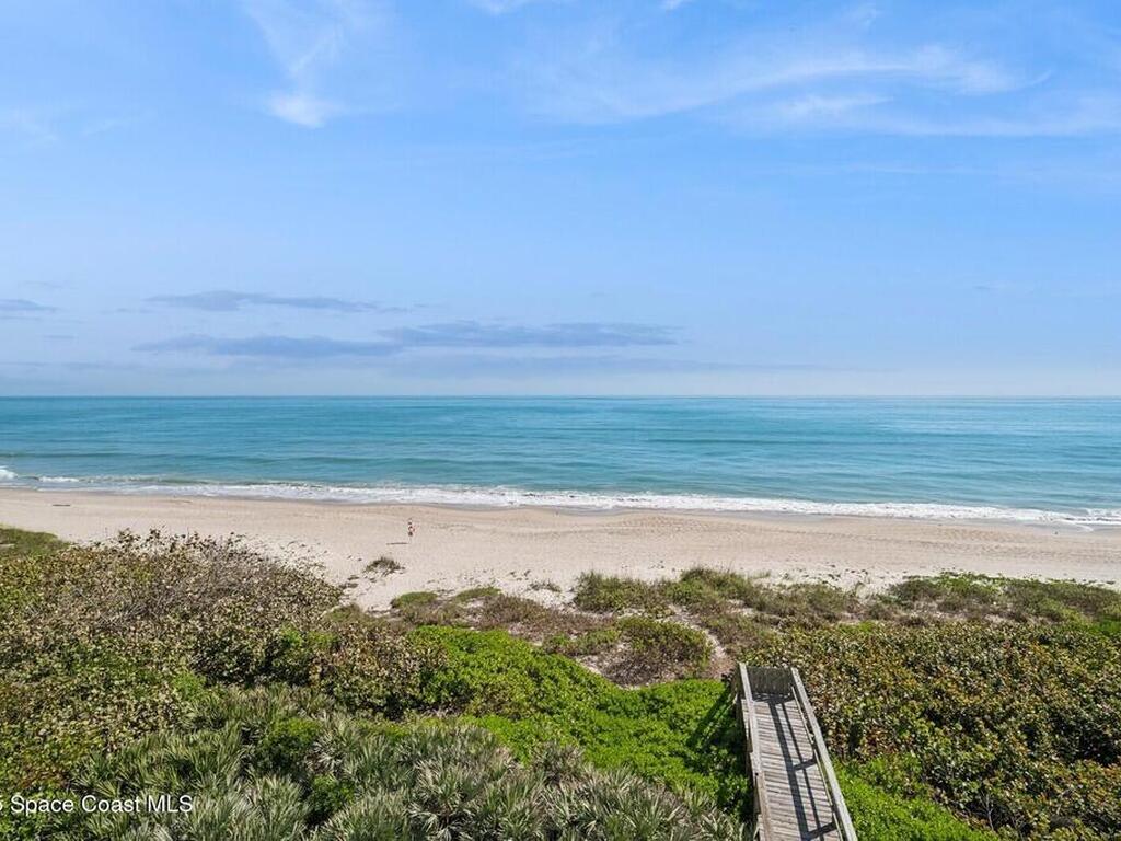 989 N Highway A1a, Indialantic, FL 32903