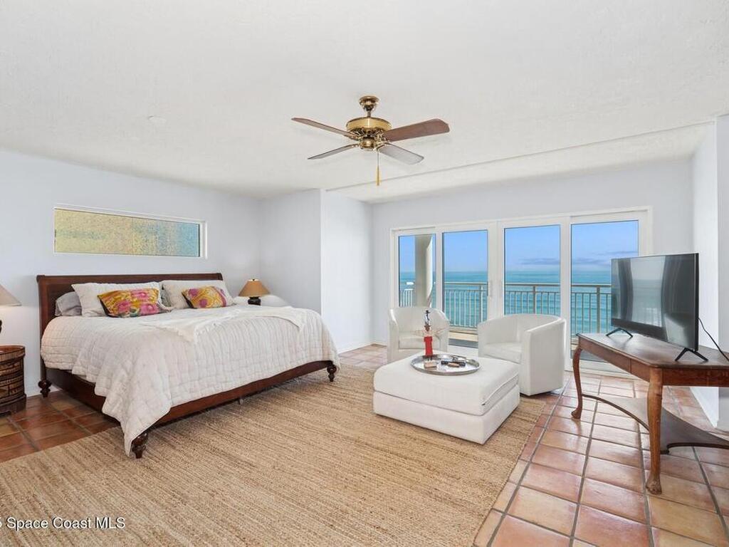 989 N Highway A1a, Indialantic, FL 32903