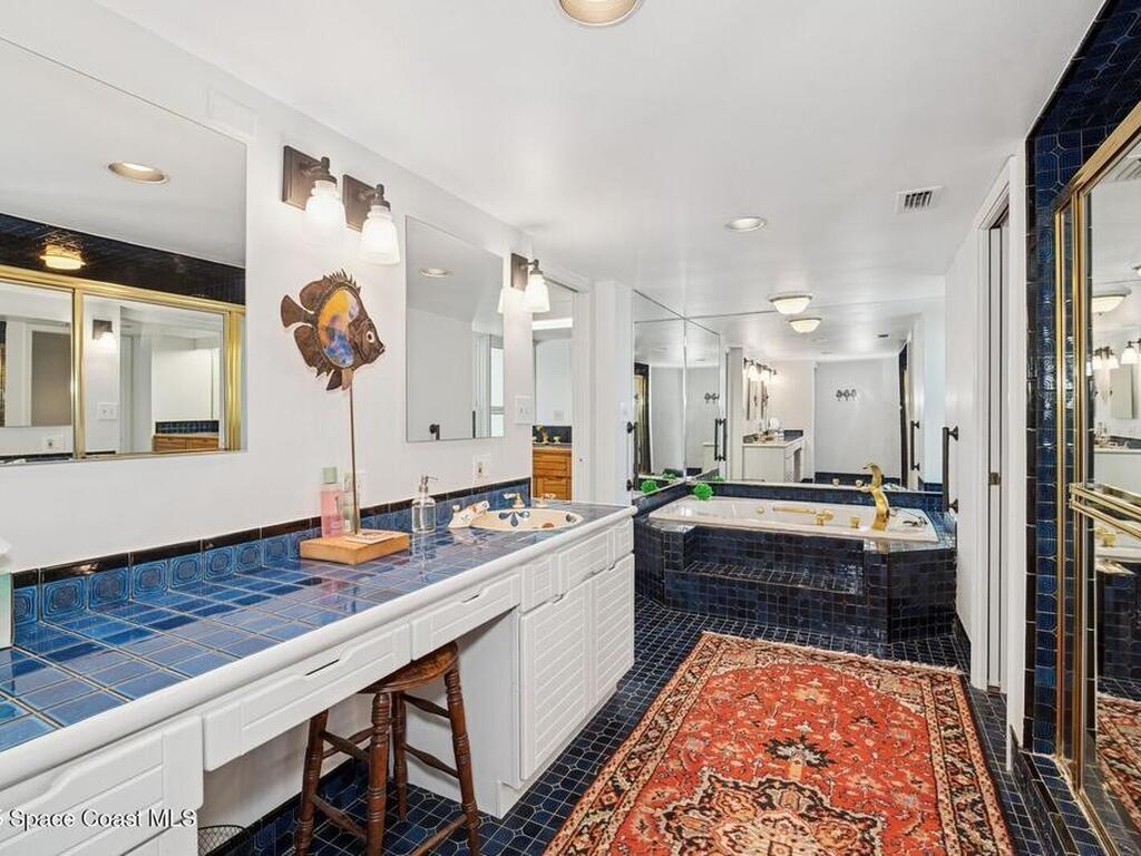 989 N Highway A1a, Indialantic, FL 32903