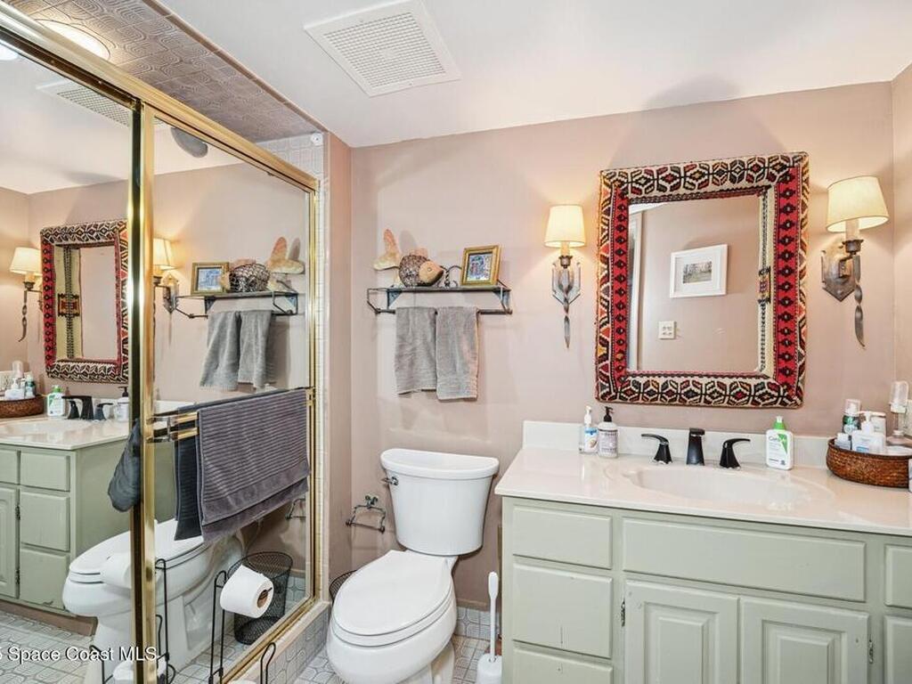 989 N Highway A1a, Indialantic, FL 32903