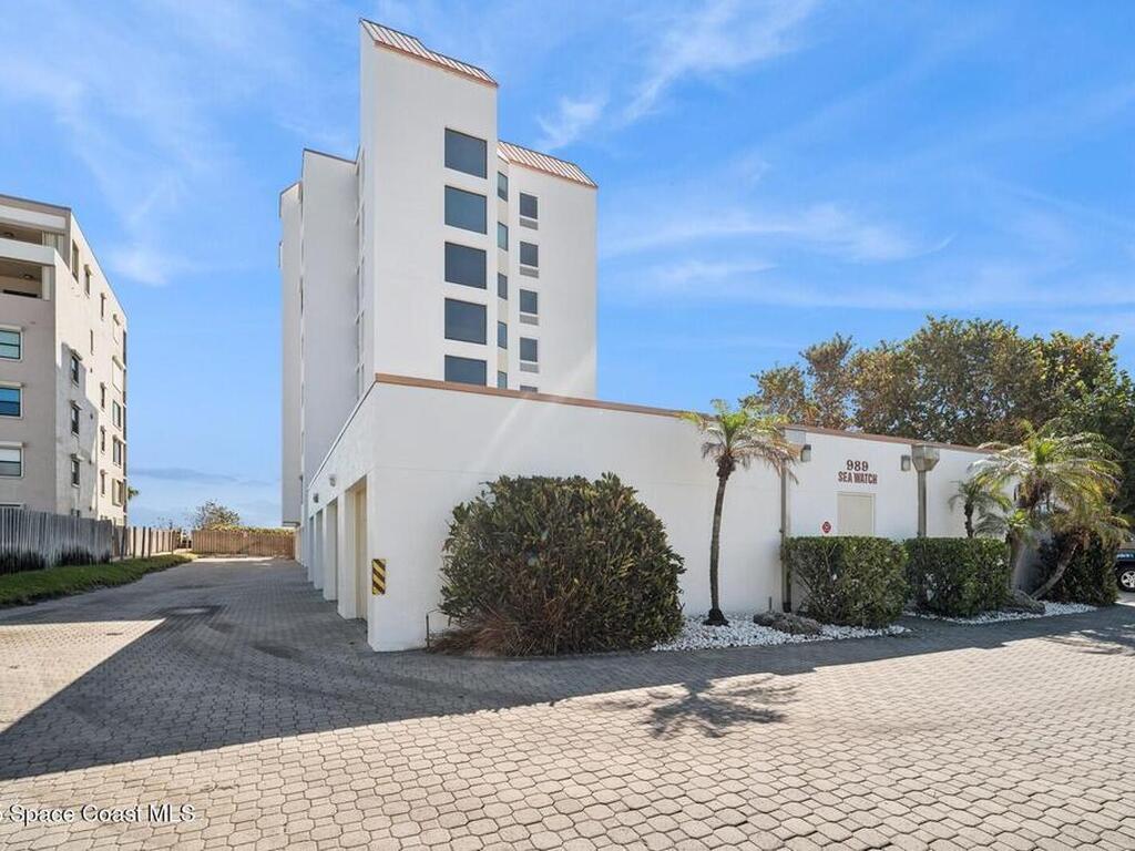 989 N Highway A1a, Indialantic, FL 32903