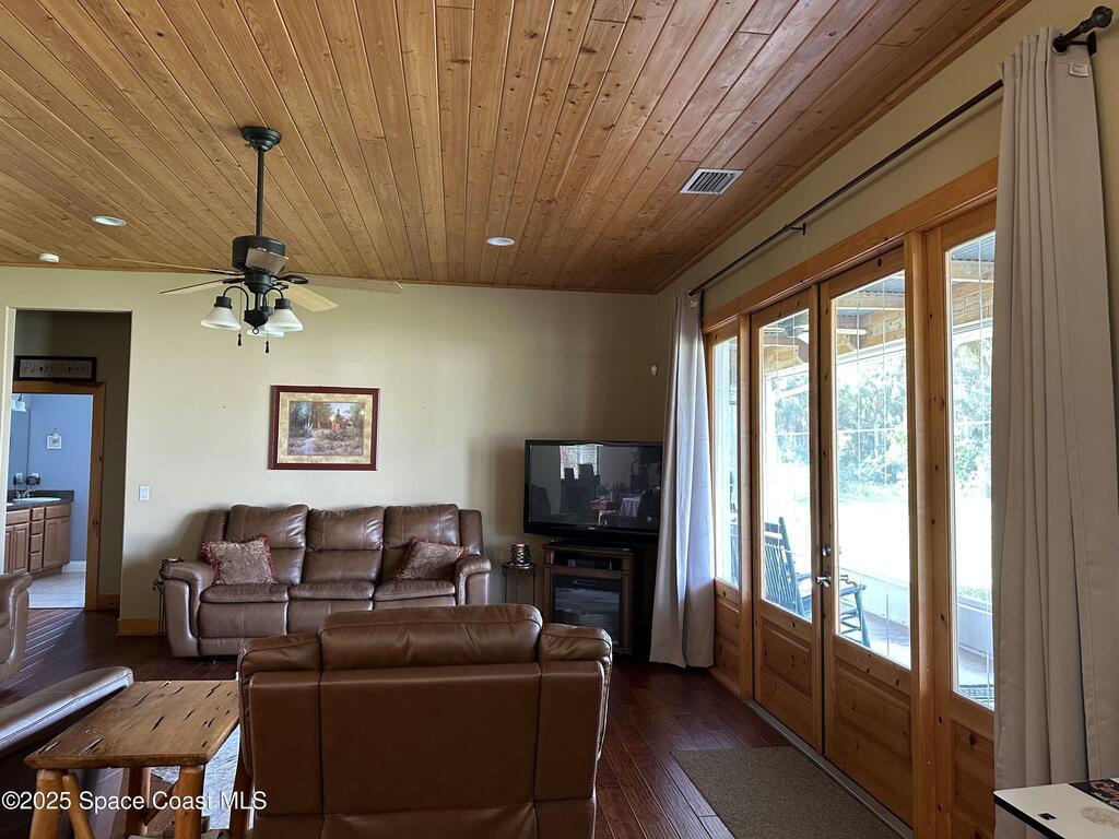 10425 138th Avenue, Fellsmere, FL 32948