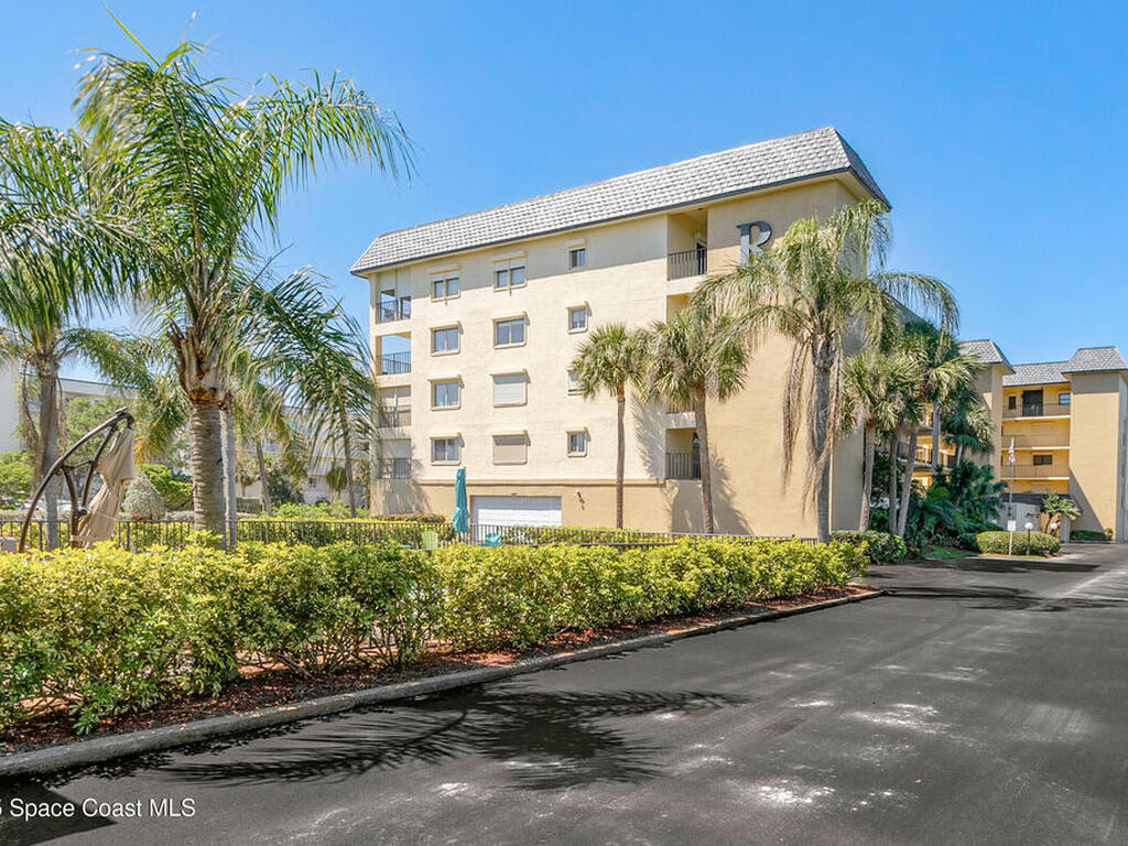 190 Escambia Lane, Cocoa Beach, FL 32931