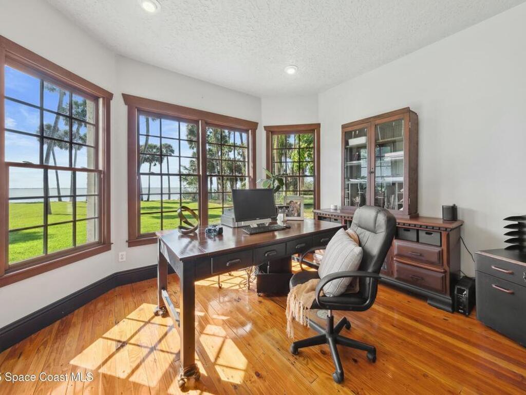 401 Holman Road, Cape Canaveral, FL 32920