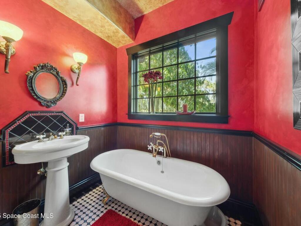 401 Holman Road, Cape Canaveral, FL 32920