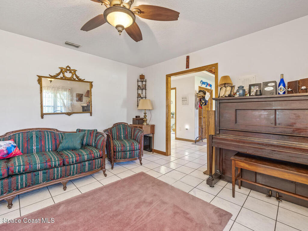 5425 James Lane, Mims, FL 32754