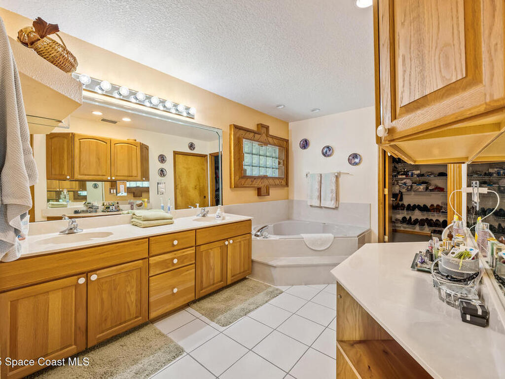 5425 James Lane, Mims, FL 32754