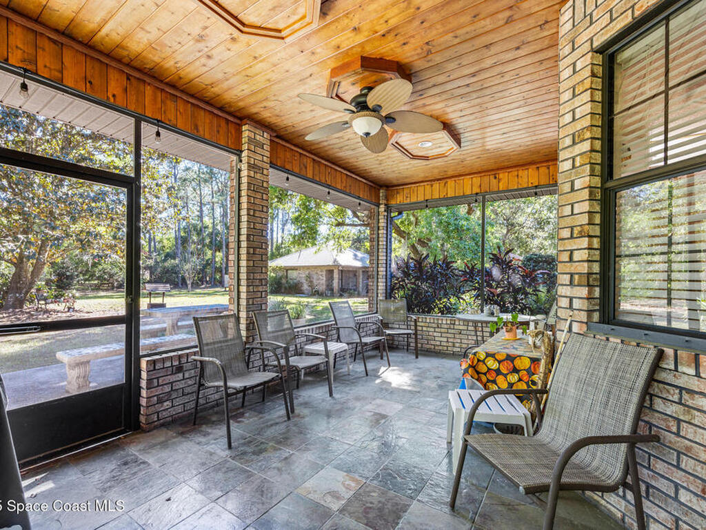 5425 James Lane, Mims, FL 32754