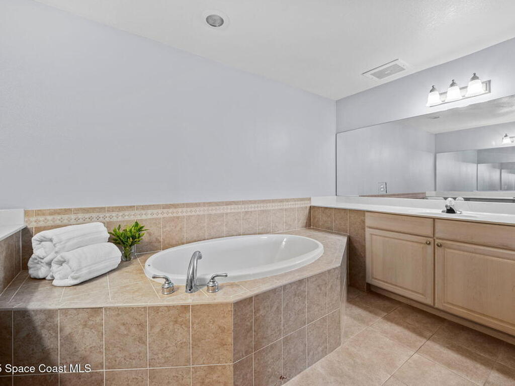 140 Warsteiner Way, Melbourne Beach, FL 32951