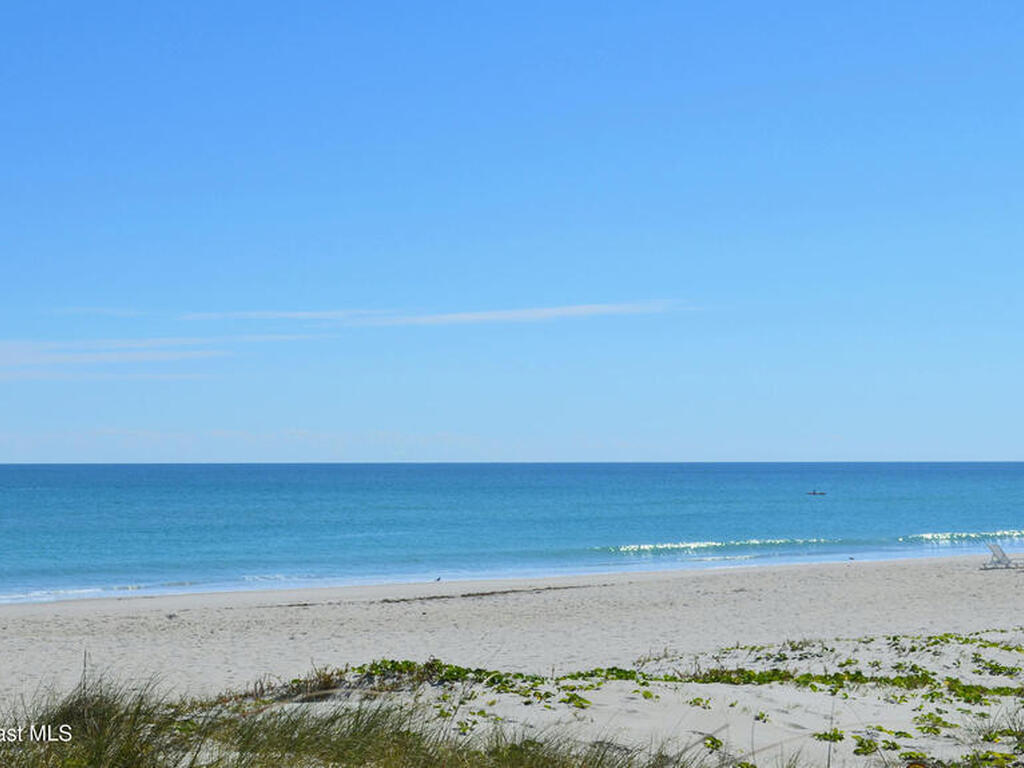 140 Warsteiner Way, Melbourne Beach, FL 32951