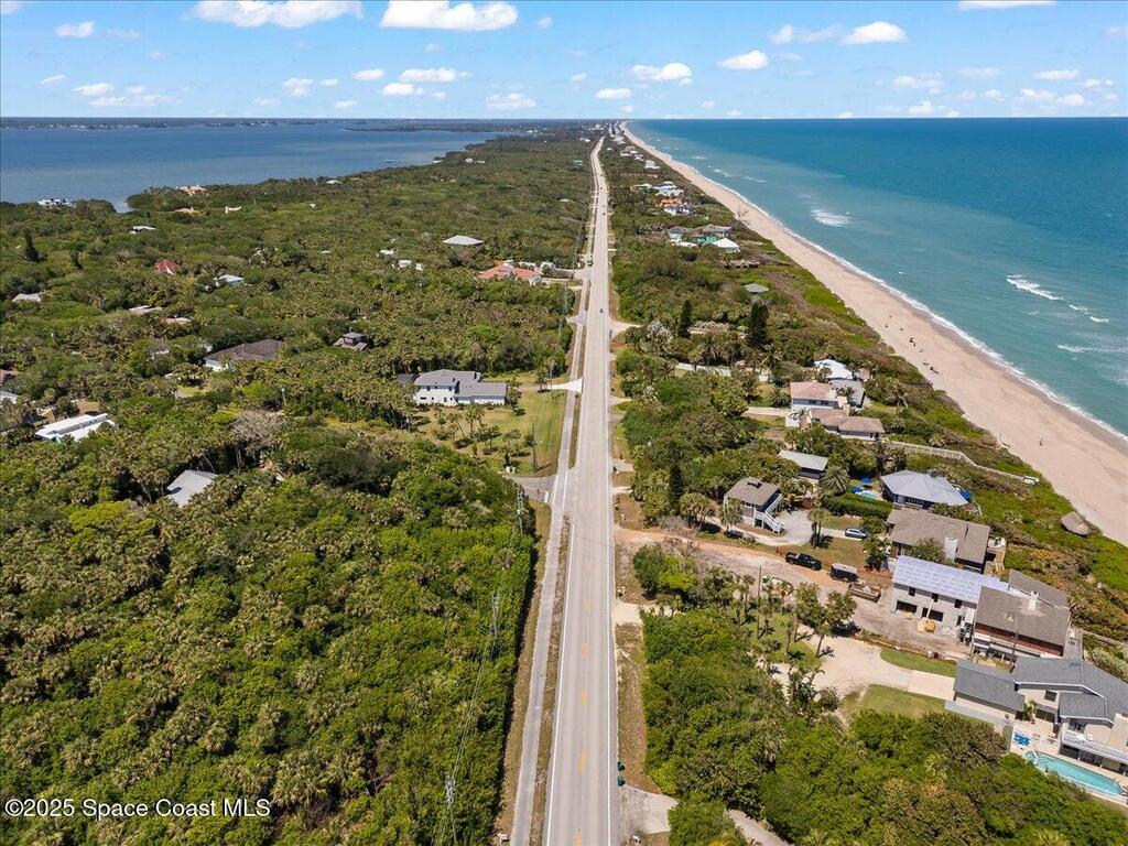 101 Seagrape Road, Melbourne Beach, FL 32951