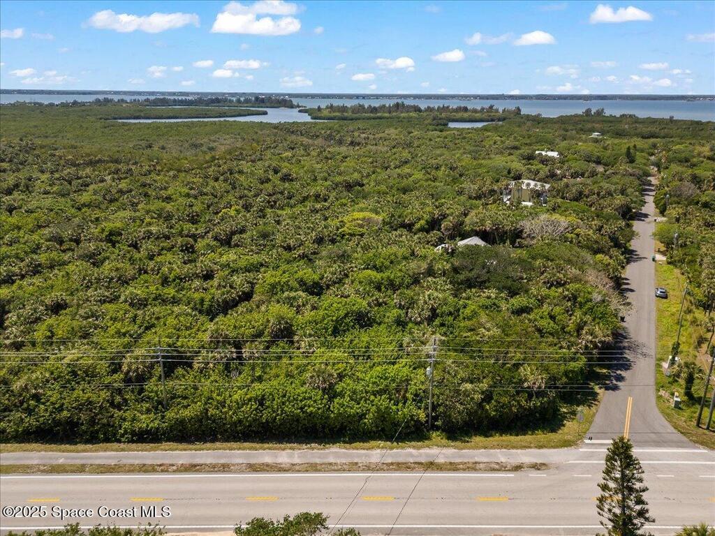 101 Seagrape Road, Melbourne Beach, FL 32951