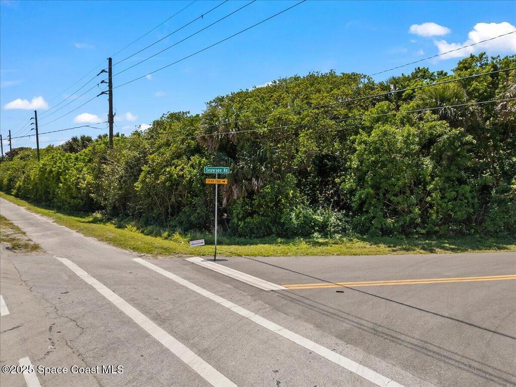 101 Seagrape Road, Melbourne Beach, FL 32951