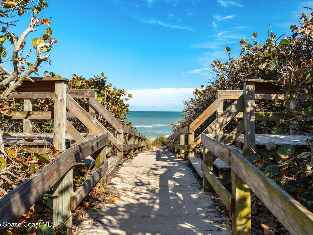 101 Seagrape Road, Melbourne Beach, FL 32951