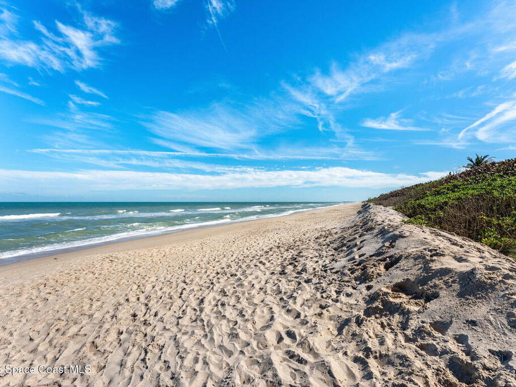 101 Seagrape Road, Melbourne Beach, FL 32951