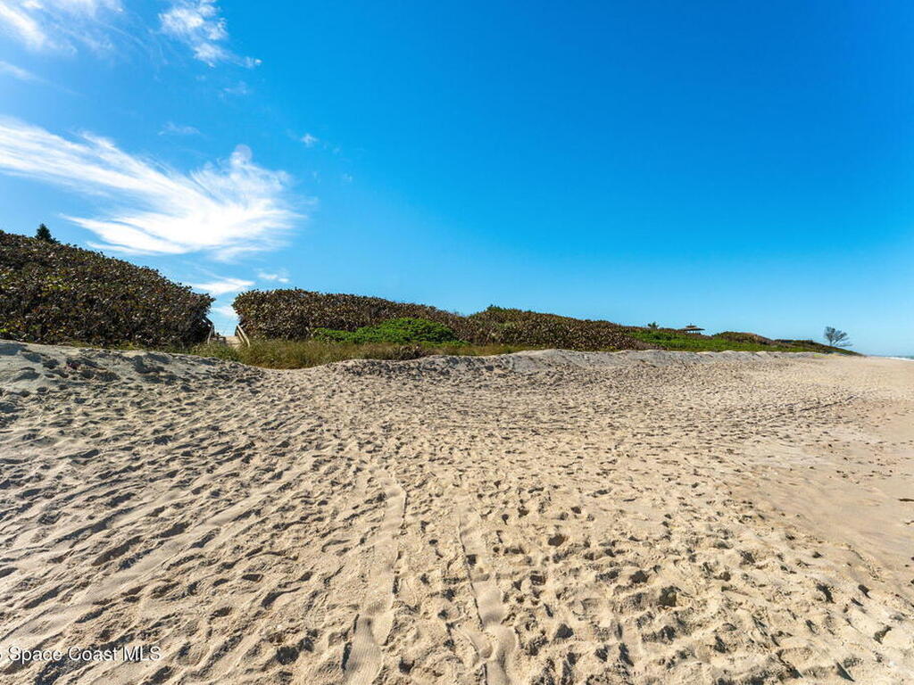 101 Seagrape Road, Melbourne Beach, FL 32951