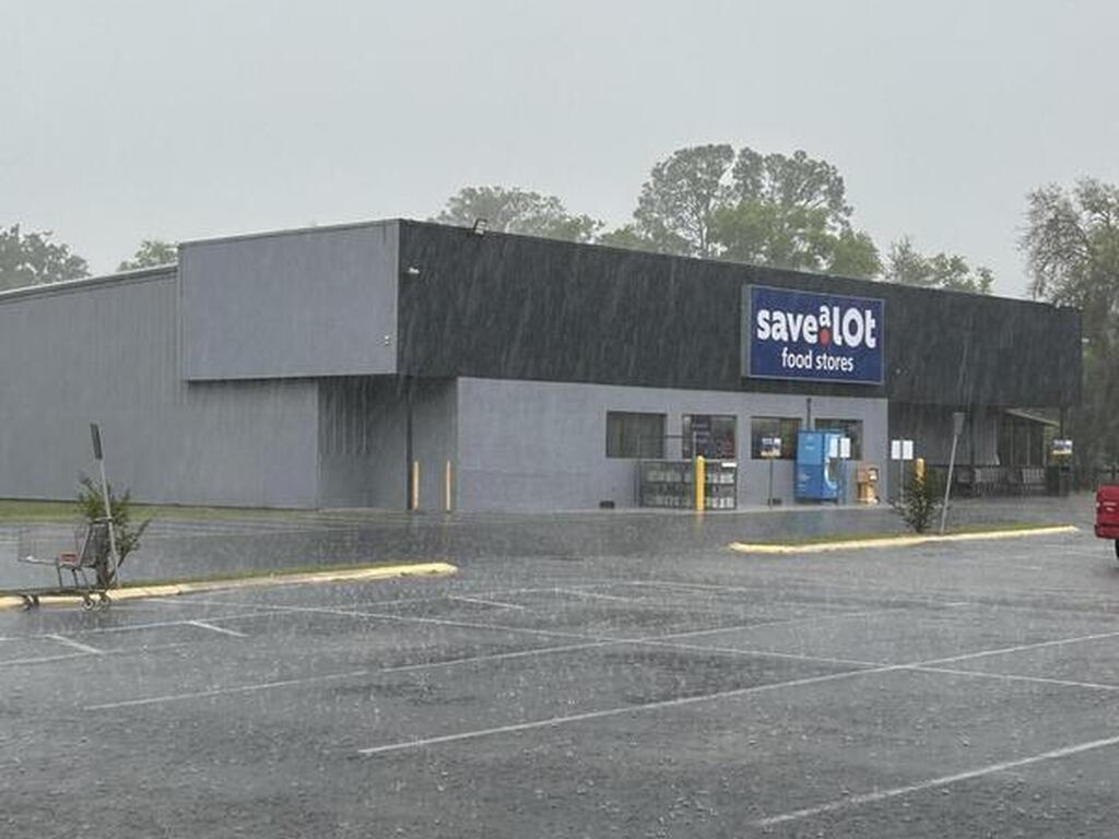 661 E Hathaway Avenue, Bronson, FL 32621