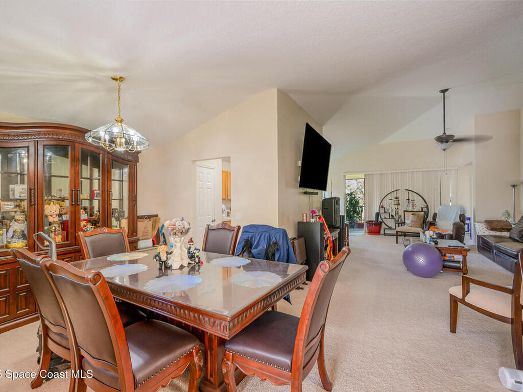 401 Trotter Lane, Suntree, FL 32940