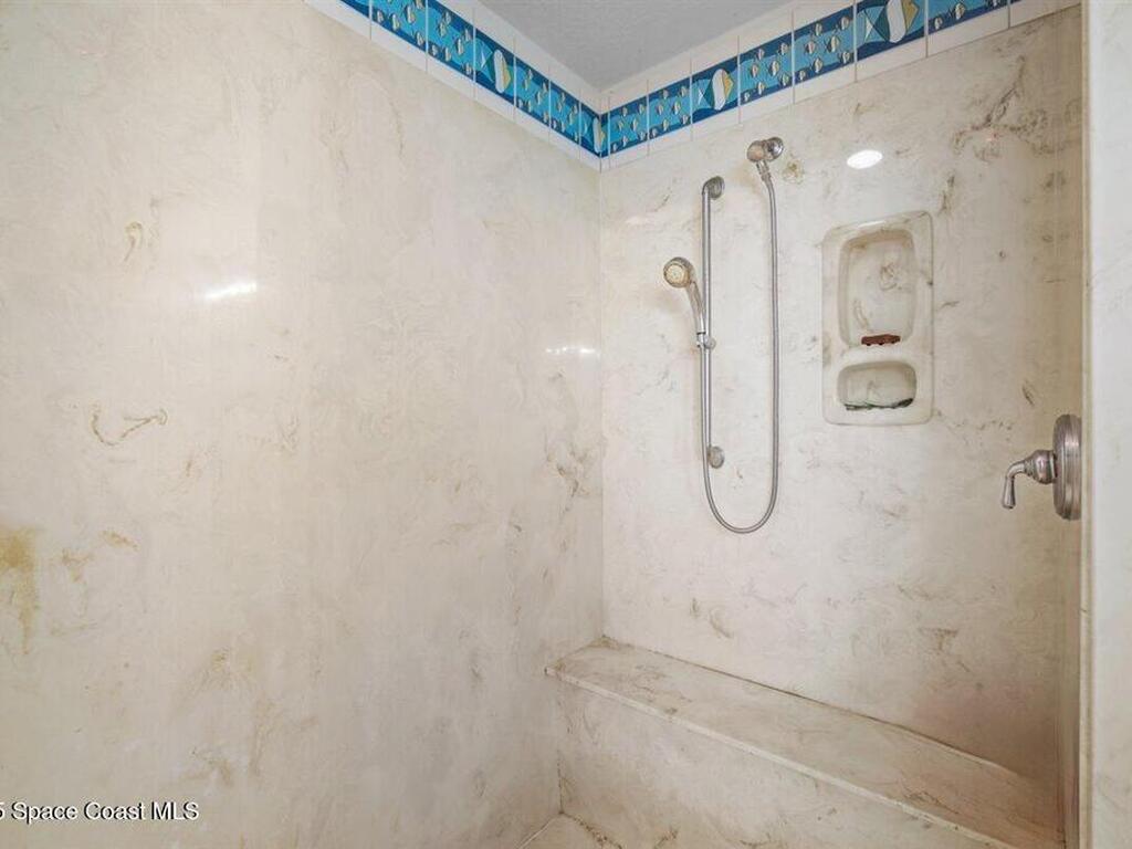 4220 Robins Hill Court, Mims, FL 32754