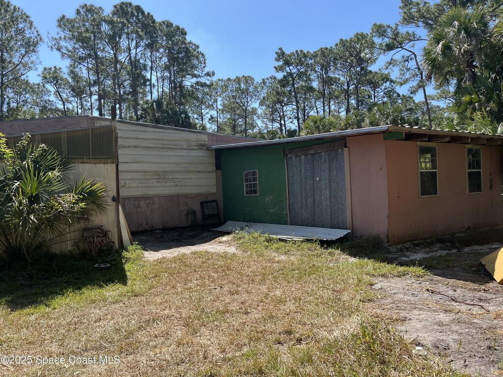 891 Hartsdale Avenue, Palm Bay, FL 32908