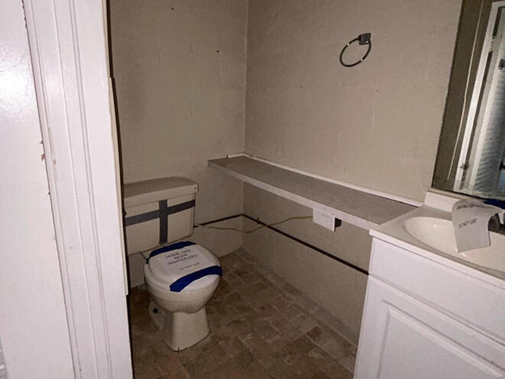 1660 Barna Avenue, Titusville, FL 32780