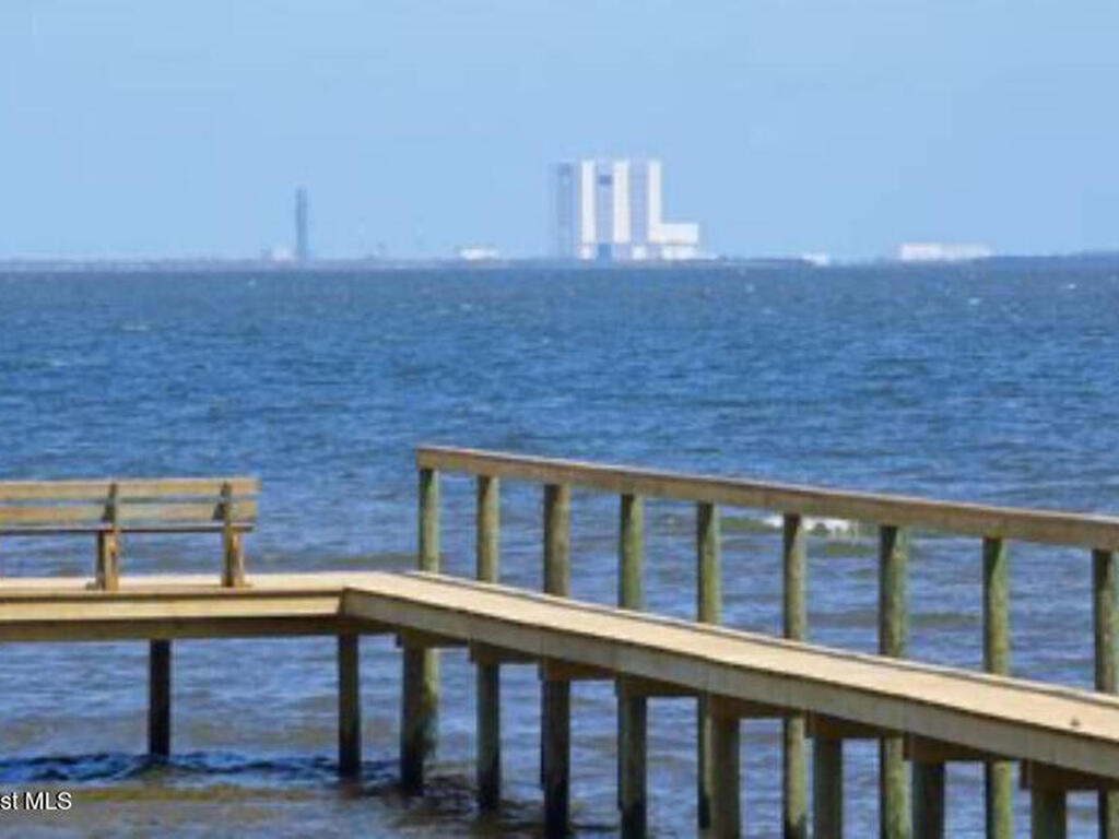 1660 Barna Avenue, Titusville, FL 32780