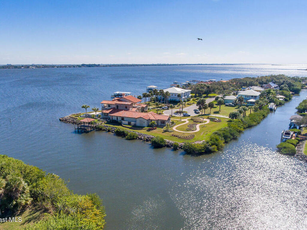 505 Topsail Drive, Rockledge, FL 32955