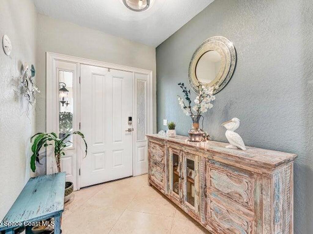 127 Lancha Circle, Satellite Beach, FL 32937