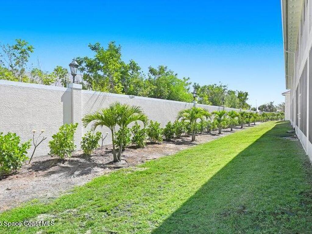 127 Lancha Circle, Satellite Beach, FL 32937