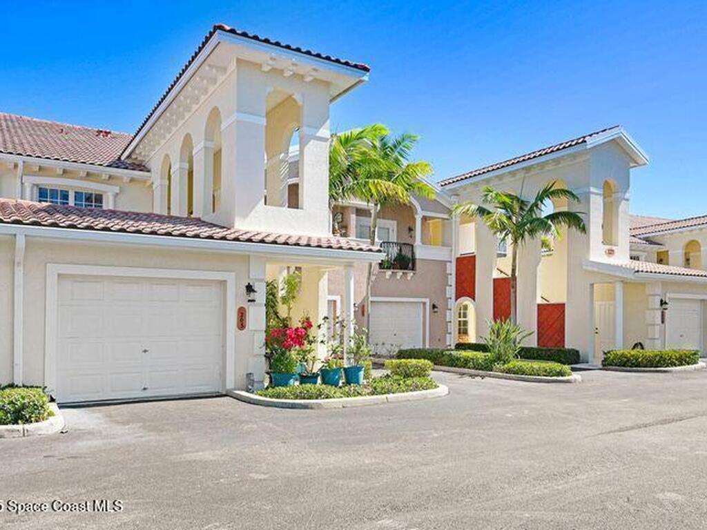 127 Lancha Circle, Satellite Beach, FL 32937