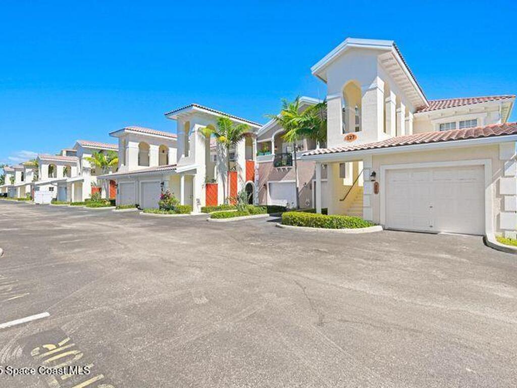 127 Lancha Circle, Satellite Beach, FL 32937