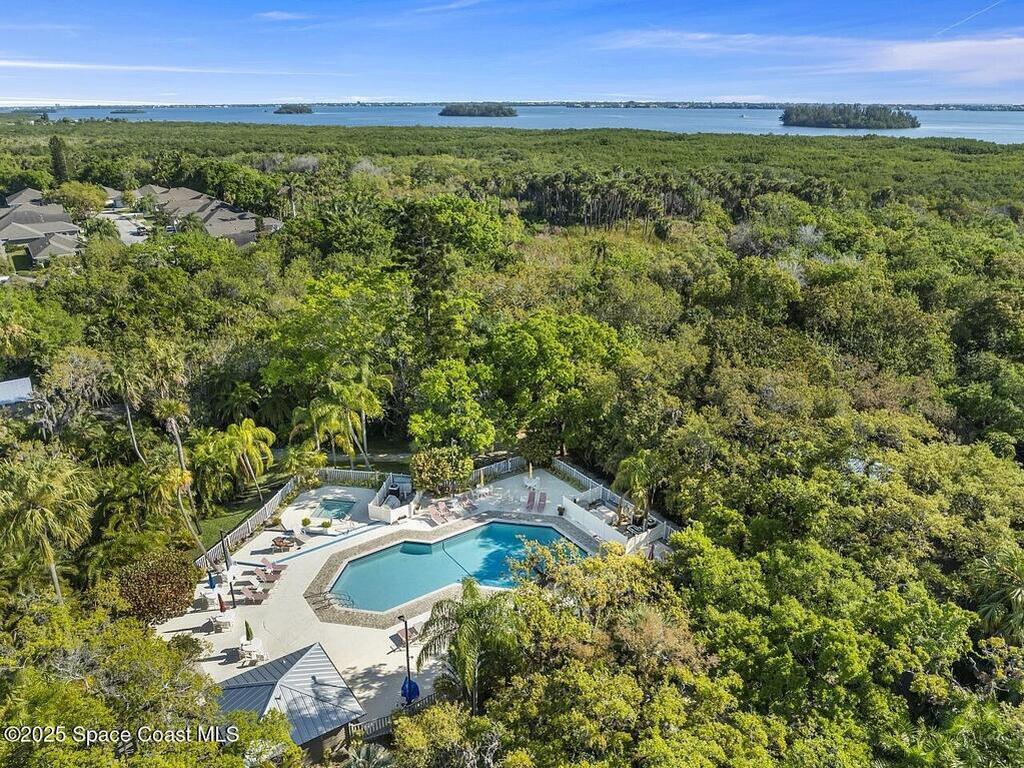 1810 Hawthorne Drive, Vero Beach, FL 32962