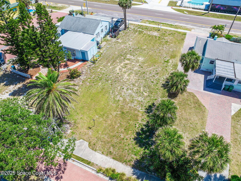 118 N Atlantic Avenue, Cocoa Beach, FL 32931