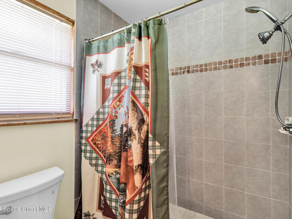 9556 Fleming Grant Road, Micco, FL 32976