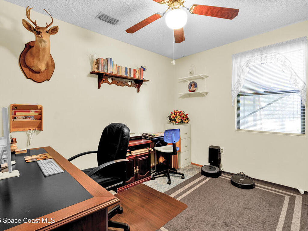 9556 Fleming Grant Road, Micco, FL 32976