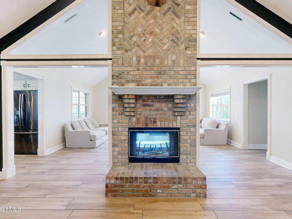 5670 Bob White Trail, Mims, FL 32754