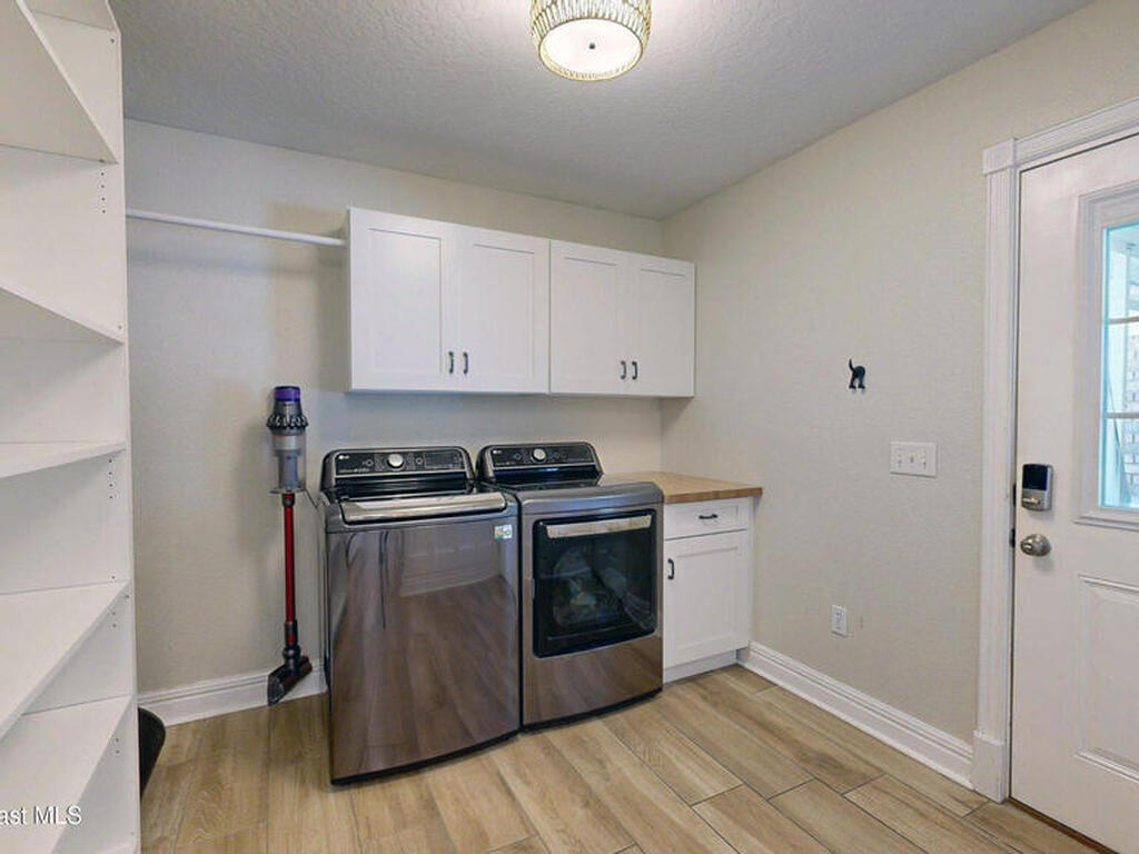 5670 Bob White Trail, Mims, FL 32754