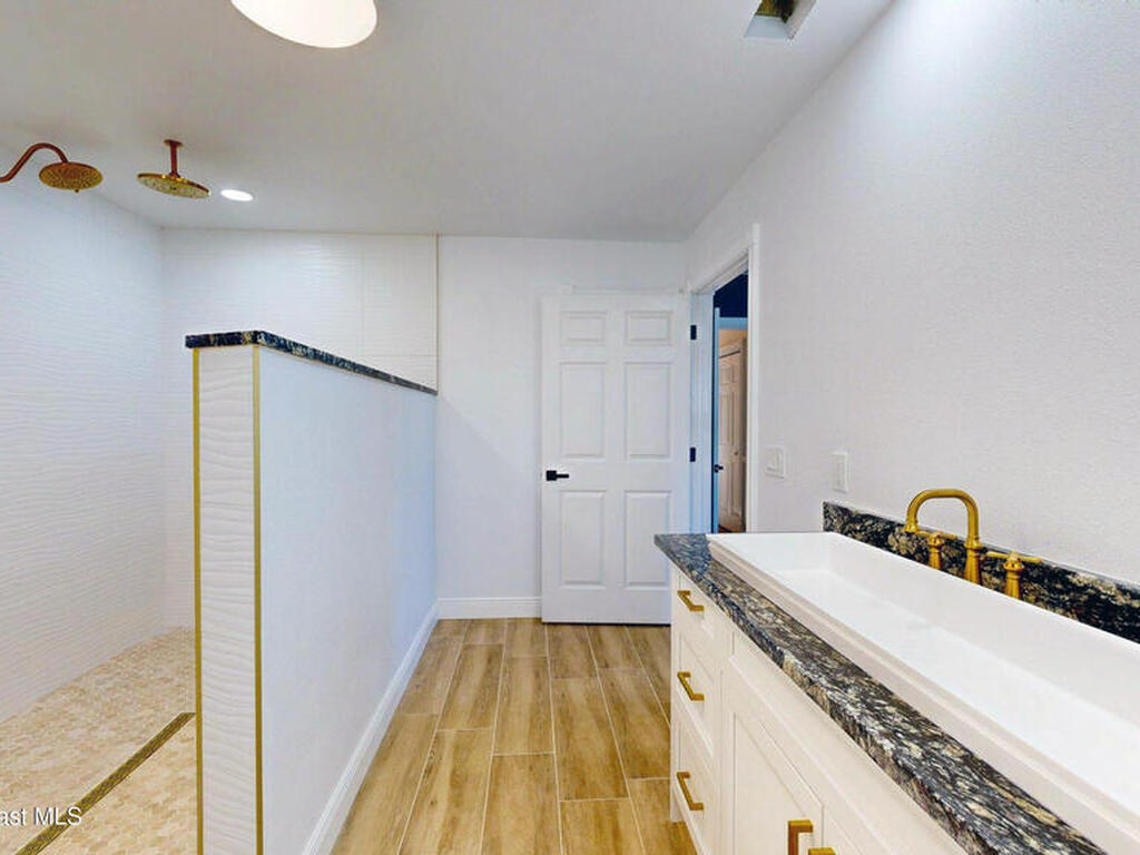 5670 Bob White Trail, Mims, FL 32754